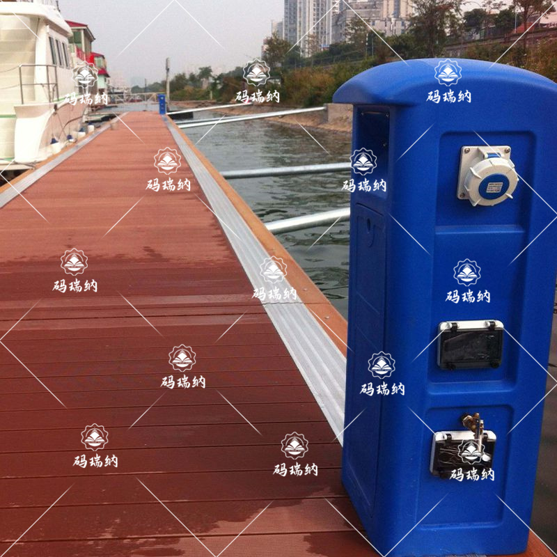 清遠北江碧水藍天游艇碼頭